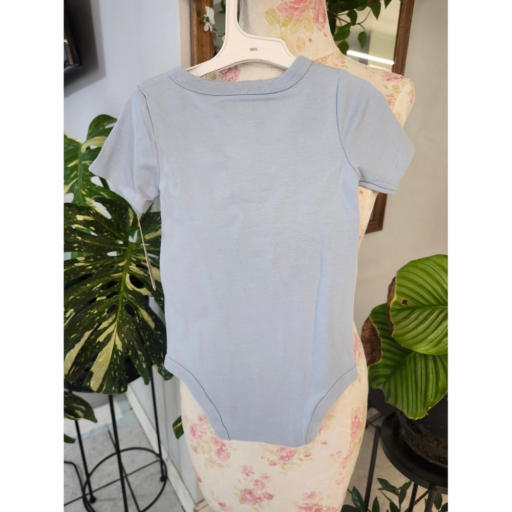 Bundle- Light Blue Short Sleeve Baby Bodysuit with Wooden Buttons - Picture 3 of 5